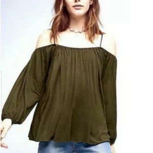 Bailey 44 (Anthro) “Taven” Olive Green XSM Open Shoulder Top w/Billowy Sleeves